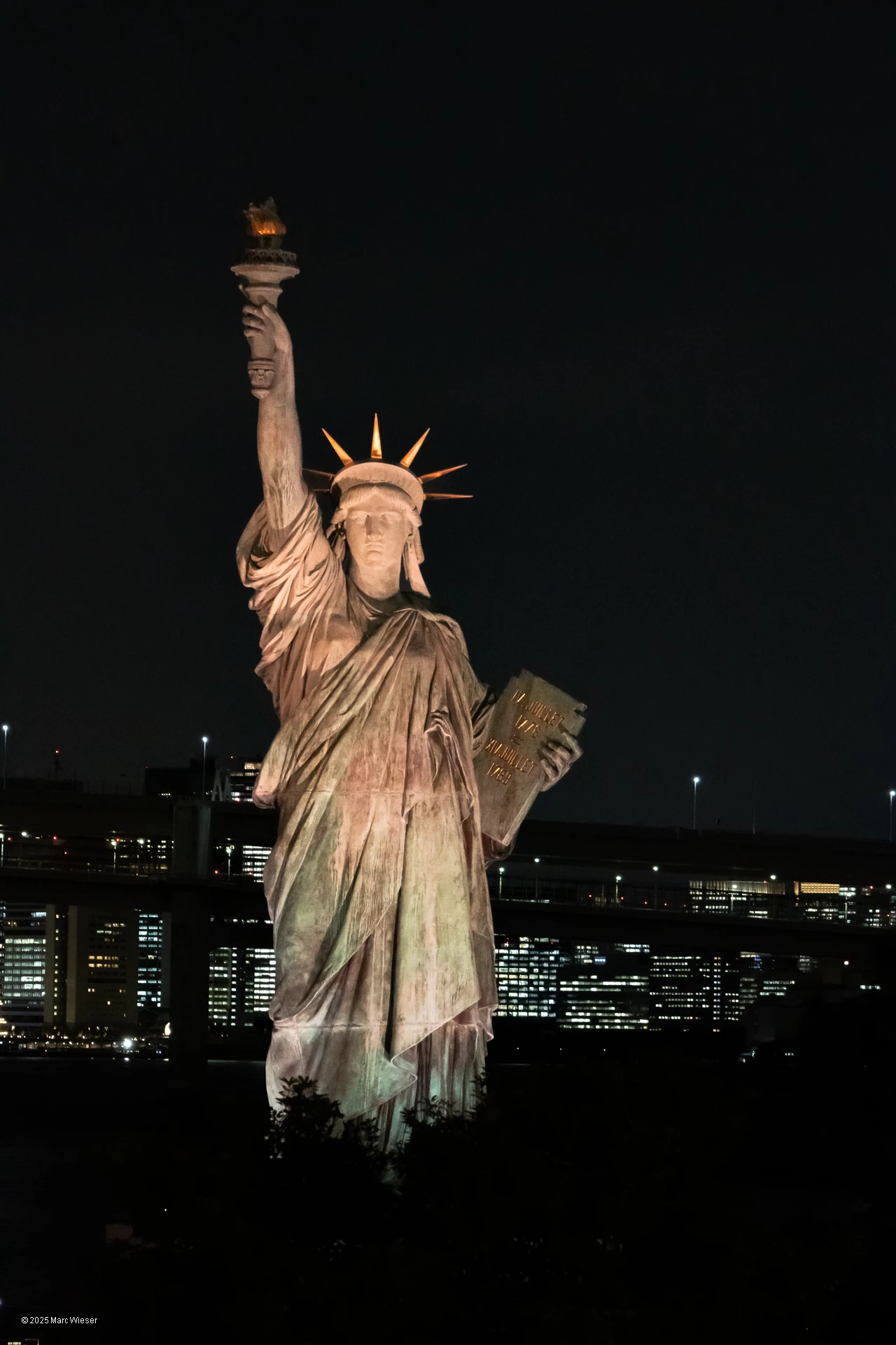 Portrait de la statue de la liberté Tokyoite